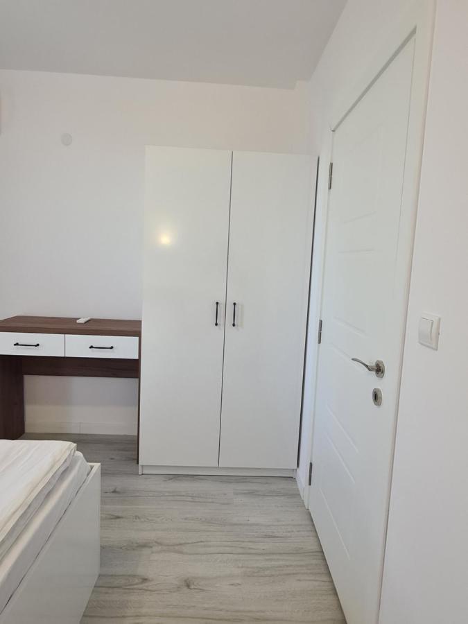Dolphin Beach Apart Obzor Exterior photo